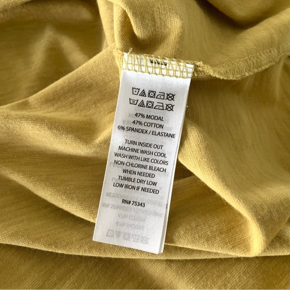 Cynthia Rowley long mustard top - Picture 3 of 8